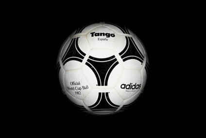 Balls a FIFA World Cup 1930-2010 (on-line folyóirat etoday) (labdák) Balls a FIFA World Cup 1930-2010 (on-line folyóirat etoday)