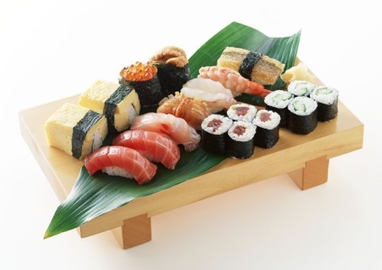 Autentikus japán sushi, amelyhez