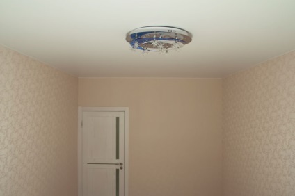 Feszített mennyezetek Budapesten, háttérképek és álmennyezet St. Petersburg, javítása lakások és irodák ( „Szivárvány Ceiling” Company) Feszített mennyezetek Budapesten, háttérképek és álmennyezet St. Petersburg, javítása lakások és irodák