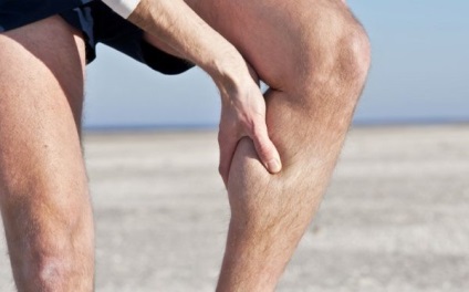 Numb lábát térd alatt okai, kezelése jobb és bal lábát, hogyan kell kezelni a zsibbadás a térd fölött