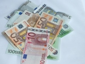 Credit reaccreditation mint adósok támogatás (reaccreditation) Credit reaccreditation például segít az adósok