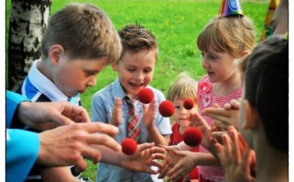 Egyszerű trükkök a kártyákat, hogy azonnal meg tudja ismételni (Egyszerű trükkök kártyák) Egyszerű trükkök a kártyákat, hogy azonnal meg tudja ismételni