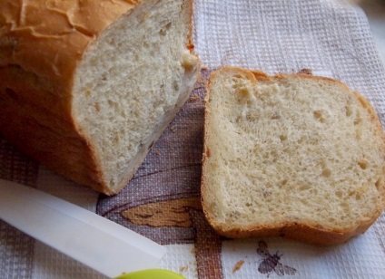 Egyszerű és finom receptek kenyeret a kenyérsütő