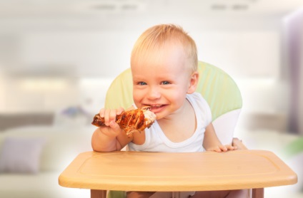 Дитина не їсть м'ясо і рибу що робити і як привчити (думка Комаровського)