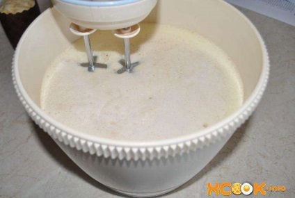 Nagy orosz húsvét - Húsvét sütés recept hagyományos fényképpel (recept) Nagy orosz húsvét - Húsvét sütés recept hagyományos fotókkal