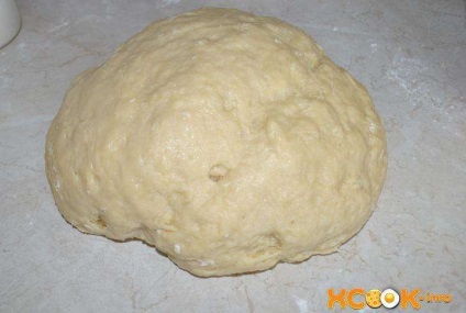 Nagy orosz húsvét - Húsvét sütés recept hagyományos fényképpel (magyar húsvéti hagyományok) Nagy orosz húsvét - Húsvét sütés recept hagyományos fotókkal