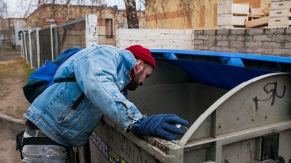 Álomértelmezés trashcan egy álom, amit álmok trashcan (sonnik trashcan milyen egy álom, egy álom, hogy értelmezési Miller billenő kukába kívül kotorászni) Álomértelmezés trashcan egy álom, amit álmok trashcan