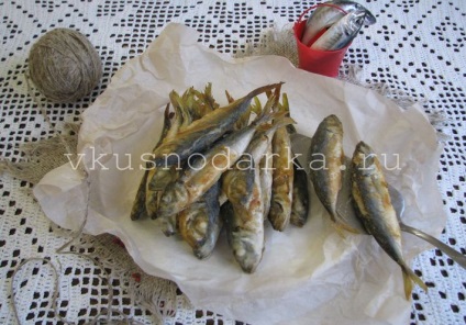 Fekete-tengeri fattyúmakréla sült egy serpenyőben - vidio és receptek, vkusnodarka
