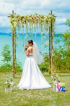 Esküvői fotózást Thaiföld Phuket Phuket kiadó ruhák esküvői ruhák, este