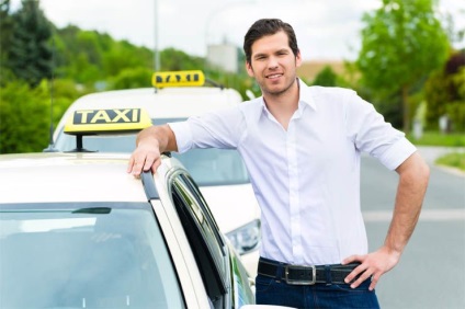 Az üzleti nyitott taxi szolgálat