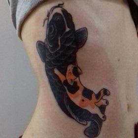 Carp tetoválás értelmében - a szó egy szimbólum, a lányok és fiúk