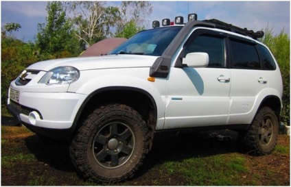 Telepítése snorkel Chevrolet Niva (Niva) Telepítése snorkel Chevrolet Niva