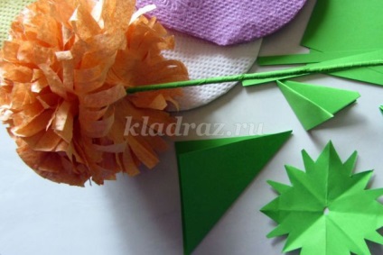 Krizantém papír szalvéta kezeddel (a mester) Krizantém papír szalvéta kezük