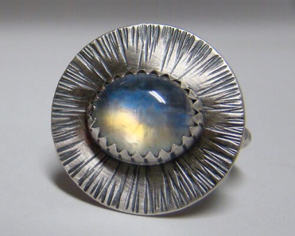 Adularia - király tulajdonságait Hold kőzetek (Moonstone) Adularia - ingatlan király moonstones