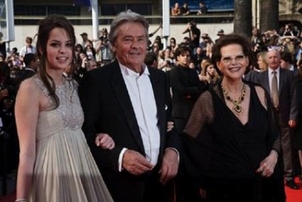 Alain Delon (Alain Delon) életrajzot a színész, fotó és gyermekei 2017-ben (életrajz) Alain Delon (Alain Delon) életrajzot a színész, fotó és gyermekei 2017-ben
