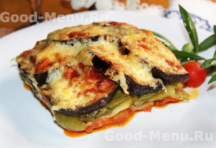 Padlizsán sült a kemencében burgonyával és sajttal - a recept egy fotó