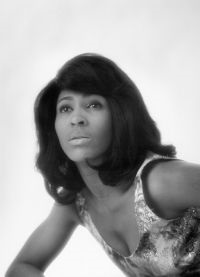 Életrajz Tina Turner (Tina) Életrajz Tina Turner