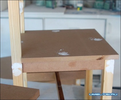 Gyermek asztal és szék a kezüket - házi kezek - DIY