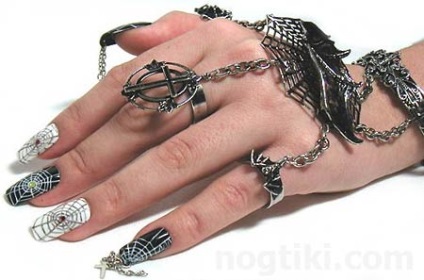 Köröm design a gótikus stílusban (Gothic köröm design) Köröm design a gótikus stílusban