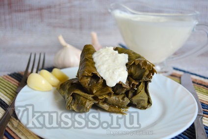 Dolma örmény recept egy fotó (fokhagymás mártással)