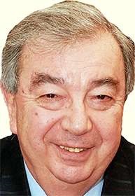 Evgeniy Maksimovich Primakov életrajzot a közgazdász, politikus