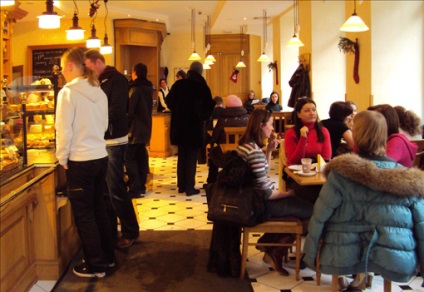 Francia pékség „boulangerie” - valaki egy zsemle, egy blog kávé (francia) Francia pékség „boulangerie” - valaki egy zsemle, egy blog kávé