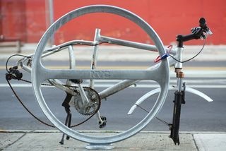 Útmutató, hogy mit kell tennie, ha egy lopott bicikli (kerékpár) Útmutató, hogy mit kell tenni, ha egy lopott bicikli