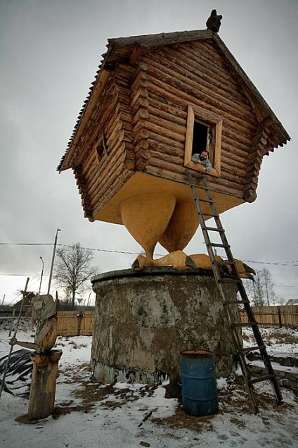 Kunyhóban csirkecomb (videó) (kunyhó csirkecomb) Kunyhóban csirkecomb (videó)