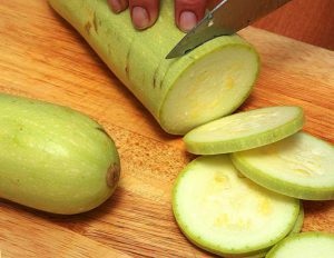 Cukkini gyermek - anyám - egy orvos (cukkini) Cukkini gyermek - anya - Orvos