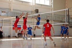 Hogyan lehet megtanulni röplabdázik (lejátszás) Hogyan lehet megtanulni röplabdázik