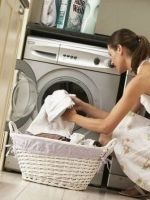 Hogyan mossa ruháit áfonya