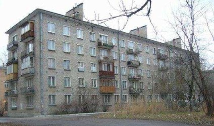 Mi a jobb, hogy nem a mennyezet a Hruscsov Sztálin Photo álmennyezetek a konyha, nappali, előszoba, (záró) Mi a jobb, hogy nem a mennyezet a Hruscsov Sztálin Photo álmennyezetek a konyha, nappali, előszoba,