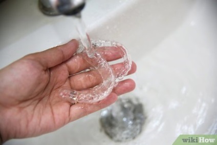 Hogyan tisztítható Invizilayn (Invizilayn tisztító rendszer) Hogyan tisztítható Invisalign