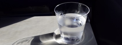 Hogyan kell kezelni a torok, a hang eltűnt (jobbra) Hogyan kell kezelni a torok, amikor a hang eltűnt