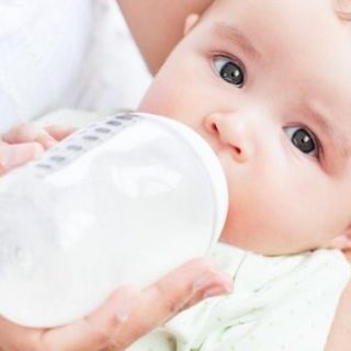 Hogyan válasszuk ki a megfelelő keveréket a csecsemők, a baba egészséges!