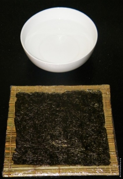 Hogyan készítsük elő a föld (pad durva oldal) Főzni sushi