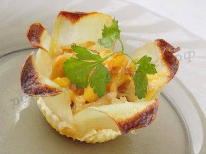 Burgonya kosarak tele „virágok” recept a kemencében (burgonya virágok, kosarak) Burgonya kosarak tele „virágok” recept a kemencében