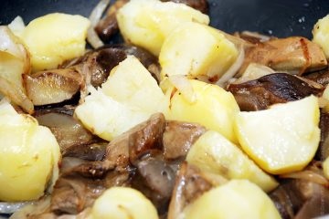 Burgonya gombával - ízletes szezonális ételeket kínál reggelire