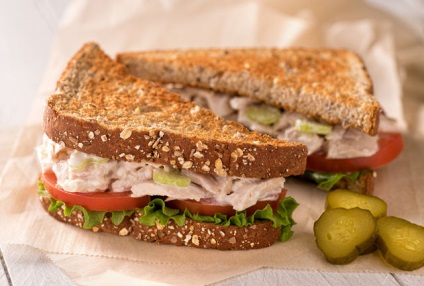 Club szendvics, a hivatalos honlapján receptek Julia Vysotsky