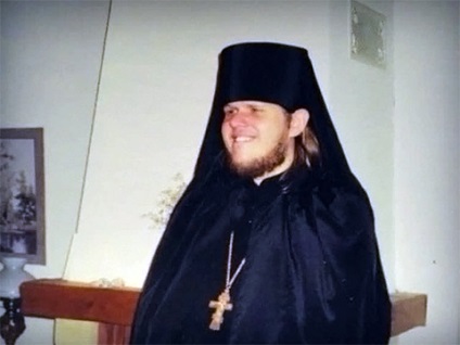 Bűnügyi hatóságok tolvajok, az isten a szekta Kuzi (Andrei Popov Kuzma) Bűnügyi hatóságok tolvajok, az isten a szekta Kuzi