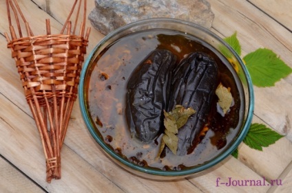 Ecetes padlizsán töltött fokhagymás sárgarépa recept egy fotó