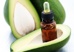 Az avokádó olaj Arc használják kozmetikumokban, hogy gondoskodjon minden bőrtípusra