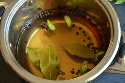 Ecetes lamprey recept fotókkal, hogyan kell főzni otthon (orsóhal recept) Ecetes lamprey recept fotókkal, hogyan kell főzni otthon