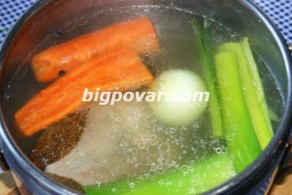Broth-lépésre recept fotók és magyarázatok (recept) Húsleves-lépésre recept fotókkal és magyarázatokkal