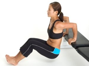 Fordított push-up tricepsz teljesítmény technika előnyeit, esetleges hibák