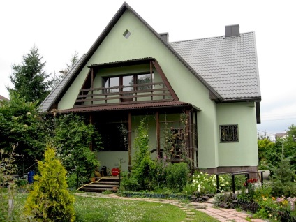 Befejező homlokzatok házak hab blokkok különböző néző anyagok (homlokzatok) Befejező homlokzatok házak hab blokkok különböző anyagokig