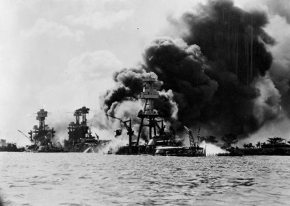Pearl Harbor provokáció század - American History
