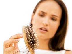 Érvek és következményei Keratin hajkiegyenesítő (Keratin hajkiegyenesítő haj fotó) Érvek és következményei Keratin hajkiegyenesítő