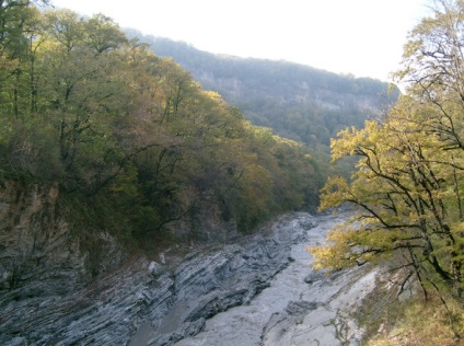 Utazás dilettáns Lago Naki, hátizsák utazó