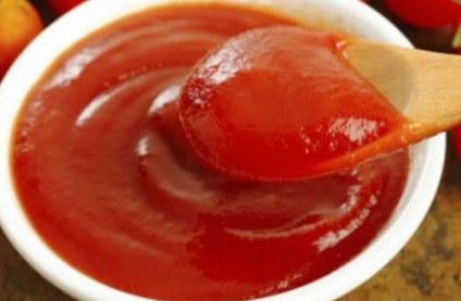 A különbség egy paszta és ketchup